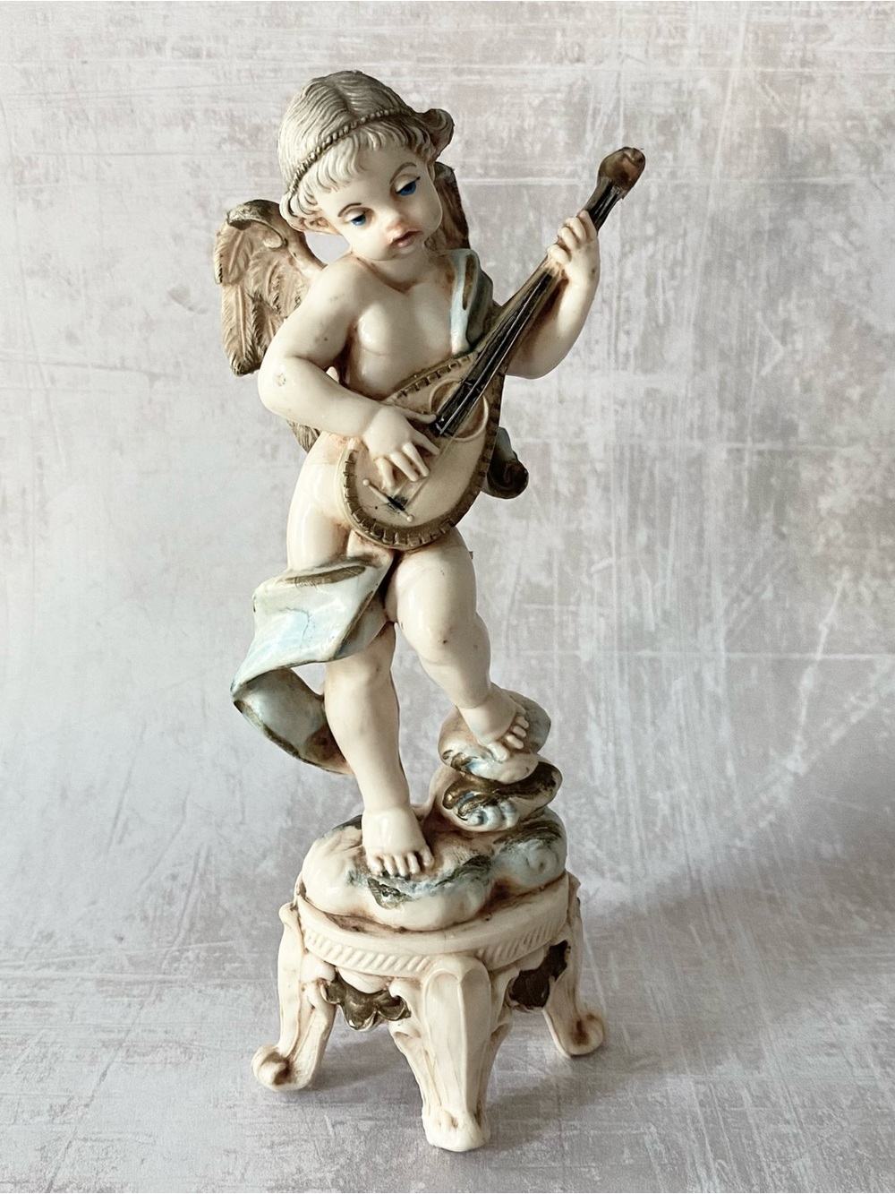 Vintage Fontanini Depose Italy Angel Cherub with Mandolin Figurine Resin Spider